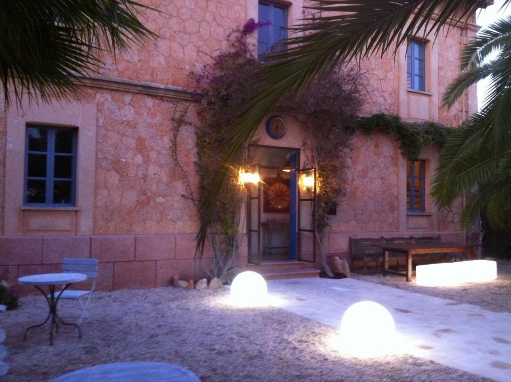 Villa Station By Cassai Ses Salines  Extérieur photo